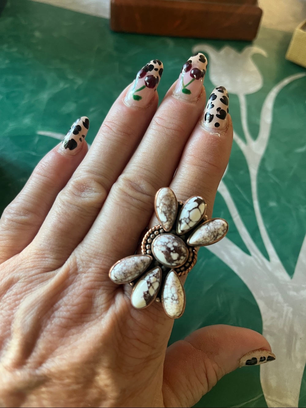 Copper Band White Howlite Flower Statement Ring -